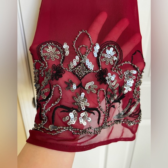 Xhilaration, Burgundy-Grey Embroidered, Beaded & Sequins Mesh Tank top. XXL. - Picture 6 of 10